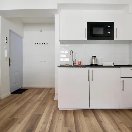 Standard By Hi5 - Dessewffy 37