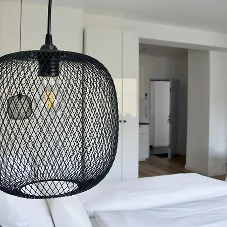 Апартаменты Standard By Hi5 - Dessewffy 37